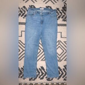 Abercrombie & Fitch Ultra High Rise 90s Slim Straight Jeans size 33/16R